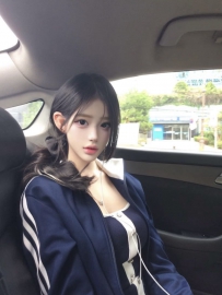 杭州05模特/174天然D/佛系随缘